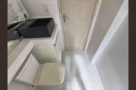 Apartamento para alugar com 70m², 2 quartos e 1 vaga