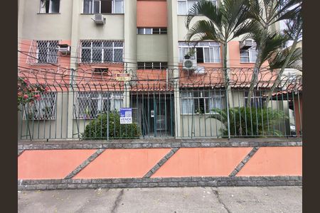 Apartamento para alugar com 70m², 2 quartos e 1 vaga