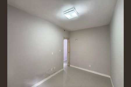 Apartamento para alugar com 70m², 2 quartos e 1 vaga