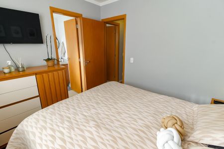 Suíte de apartamento à venda com 2 quartos, 53m² em Paraíso do Morumbi, São Paulo