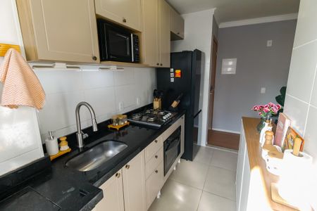 Apartamento à venda com 53m², 2 quartos e 1 vaga Apartamento à venda com 53m², 2 quartos e 1 vagaCozinha - Armários