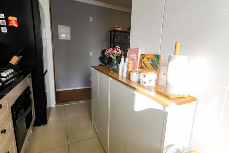 Apartamento à venda com 53m², 2 quartos e 1 vaga Apartamento à venda com 53m², 2 quartos e 1 vagaCozinha - Armários