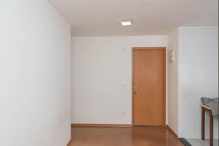 Apartamento para alugar com 43m², 2 quartos e 1 vaga Apartamento para alugar com 43m², 2 quartos e 1 vagaSala