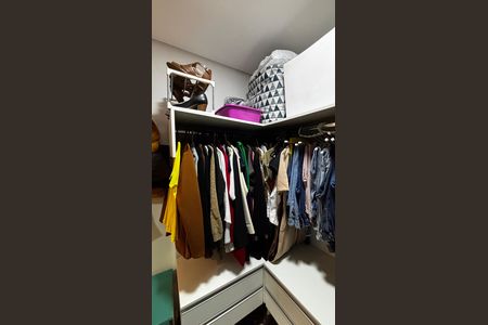 Apartamento para alugar com 67m², 3 quartos e 1 vaga Apartamento para alugar com 67m², 3 quartos e 1 vagaCloset da Suíte