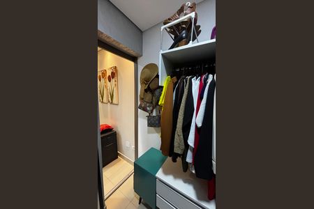 Apartamento para alugar com 67m², 3 quartos e 1 vaga Apartamento para alugar com 67m², 3 quartos e 1 vagaCloset da Suíte