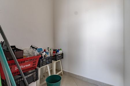 Apartamento para alugar com 68m², 2 quartos e 1 vagaquarto de serviços