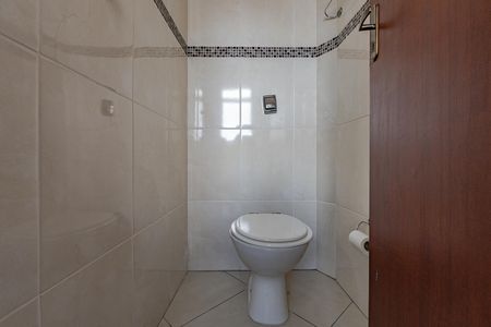 Apartamento para alugar com 68m², 2 quartos e 1 vagabanheiro de serviços