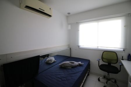 Apartamento à venda com 120m², 3 quartos e 2 vagasQuarto 2