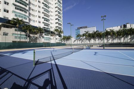 Apartamento à venda com 120m², 3 quartos e 2 vagasquadra de tenis 