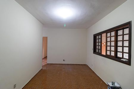 Casa para alugar com 250m², 3 quartos e 1 vaga Casa para alugar com 250m², 3 quartos e 1 vagaSalas