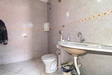 Casa para alugar com 250m², 3 quartos e 1 vaga Casa para alugar com 250m², 3 quartos e 1 vagaBanheiro