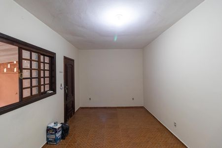 Casa para alugar com 250m², 3 quartos e 1 vaga Casa para alugar com 250m², 3 quartos e 1 vagaSalas