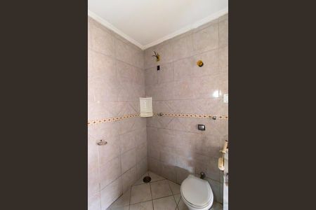 Casa para alugar com 250m², 3 quartos e 1 vaga Casa para alugar com 250m², 3 quartos e 1 vagaBanheiro