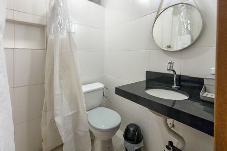 Apartamento para alugar com 52m², 1 quarto e sem vaga Apartamento para alugar com 52m², 1 quarto e sem vagaBanheiro da Suíte