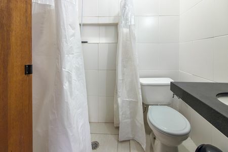 Apartamento para alugar com 52m², 1 quarto e sem vaga Apartamento para alugar com 52m², 1 quarto e sem vagaBanheiro da Suíte