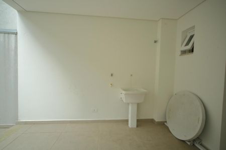 Casa à venda com 250m², 3 quartos e 5 vagasÁrea de serviço 