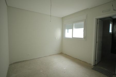 Casa à venda com 250m², 3 quartos e 5 vagasSuíte 2 