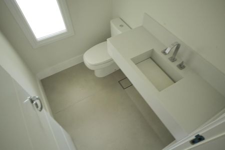 Casa à venda com 250m², 3 quartos e 5 vagasLavabo da Sala 