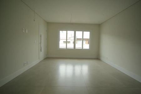 Casa à venda com 250m², 3 quartos e 5 vagasSala