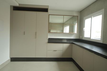 Casa à venda com 250m², 3 quartos e 5 vagasCozinha 