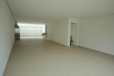 Garagem  de casa à venda com 3 quartos, 250m² em Nova Petrópolis, São Bernardo do Campo