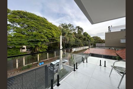 Casa para alugar com 100m², 3 quartos e 1 vaga Casa para alugar com 100m², 3 quartos e 1 vagaVaranda