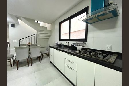 Casa para alugar com 100m², 3 quartos e 1 vaga Casa para alugar com 100m², 3 quartos e 1 vagaCozinha