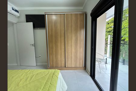 Casa para alugar com 100m², 3 quartos e 1 vaga Casa para alugar com 100m², 3 quartos e 1 vagaSuíte