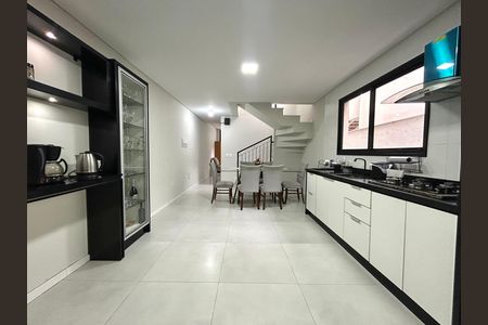 Casa para alugar com 100m², 3 quartos e 1 vaga Casa para alugar com 100m², 3 quartos e 1 vagaCozinha