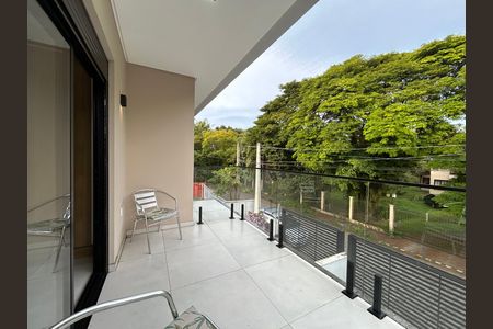 Casa para alugar com 100m², 3 quartos e 1 vaga Casa para alugar com 100m², 3 quartos e 1 vagaVaranda