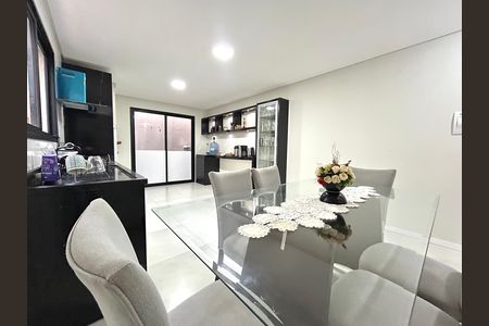 Casa para alugar com 100m², 3 quartos e 1 vaga Casa para alugar com 100m², 3 quartos e 1 vagaCozinha