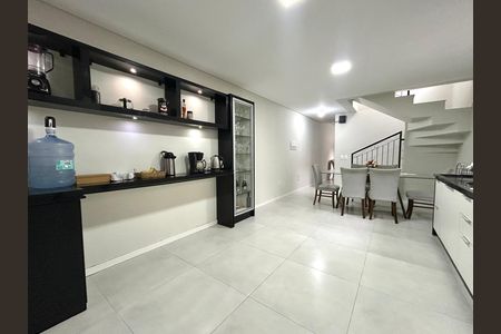 Casa para alugar com 100m², 3 quartos e 1 vaga Casa para alugar com 100m², 3 quartos e 1 vagaCozinha