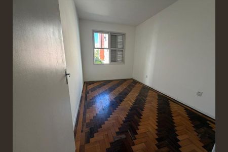Quarto de apartamento para alugar com 1 quarto, 48m² em Menino Deus, Porto Alegre