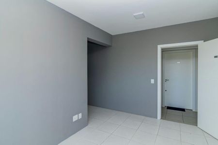 Sala de apartamento para alugar com 1 quarto, 45m² em Santo Antônio, Porto Alegre