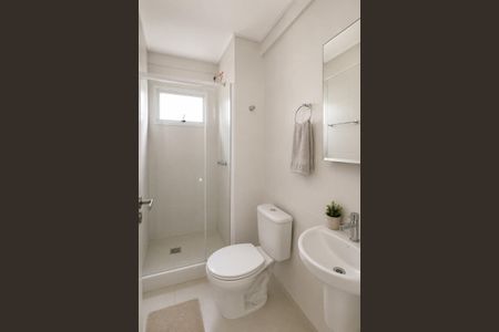 Banheiro de apartamento para alugar com 1 quarto, 45m² em Santo Antônio, Porto Alegre