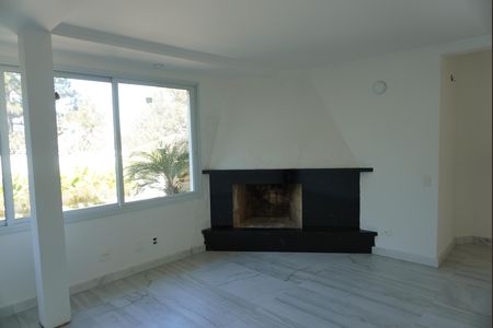 Casa de condomínio à venda com 450m², 2 quartos e 2 vagasSala