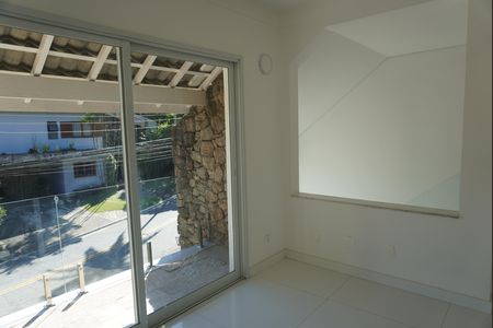 Casa de condomínio à venda com 450m², 2 quartos e 2 vagasPiso Superior