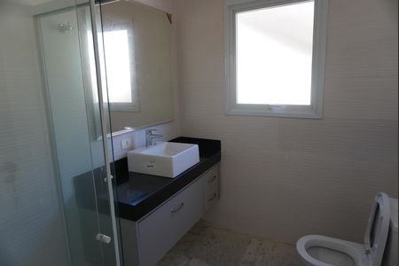 Casa de condomínio à venda com 450m², 2 quartos e 2 vagasBanheiro da Suíte 1