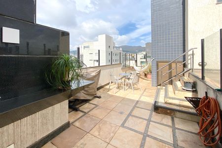 Apartamento à venda com 358m², 4 quartos e 4 vagas Apartamento à venda com 358m², 4 quartos e 4 vagasCobertura