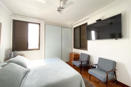 Apartamento à venda com 358m², 4 quartos e 4 vagas Apartamento à venda com 358m², 4 quartos e 4 vagasSuite 1