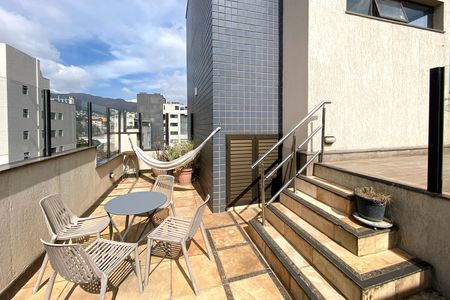Apartamento à venda com 358m², 4 quartos e 4 vagas Apartamento à venda com 358m², 4 quartos e 4 vagasCobertura