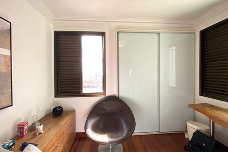 Apartamento à venda com 358m², 4 quartos e 4 vagas Apartamento à venda com 358m², 4 quartos e 4 vagasQuarto 3