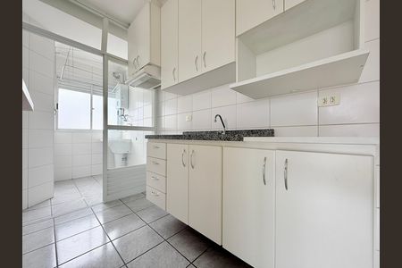 Apartamento para alugar com 54m², 2 quartos e 2 vagas Apartamento para alugar com 54m², 2 quartos e 2 vagasCozinha