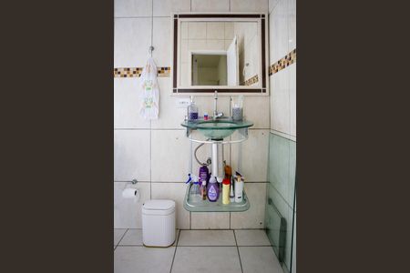 Casa à venda com 650m², 4 quartos e 4 vagasBanheiro da Suíte 2