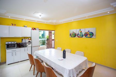 Casa à venda com 650m², 4 quartos e 4 vagasCozinha Casa 1
