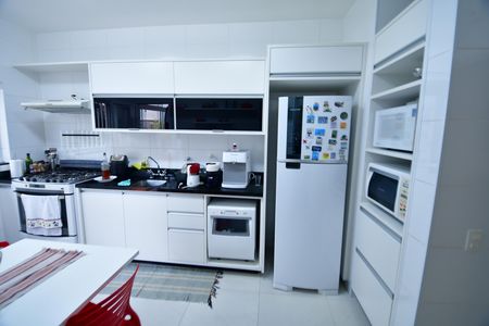 Casa à venda com 229m², 3 quartos e 1 vagaCozinha