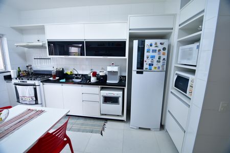 Casa à venda com 229m², 3 quartos e 1 vagaCozinha