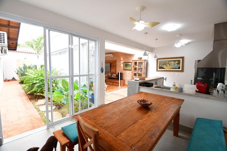 Casa à venda com 229m², 3 quartos e 1 vagaVaranda gourmet