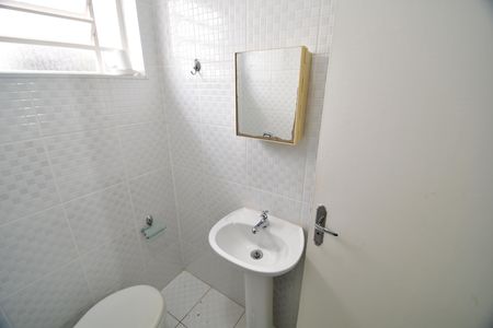 Casa à venda com 229m², 3 quartos e 1 vagaBanheiro de serviço