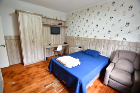 Casa à venda com 229m², 3 quartos e 1 vagaQuarto 2